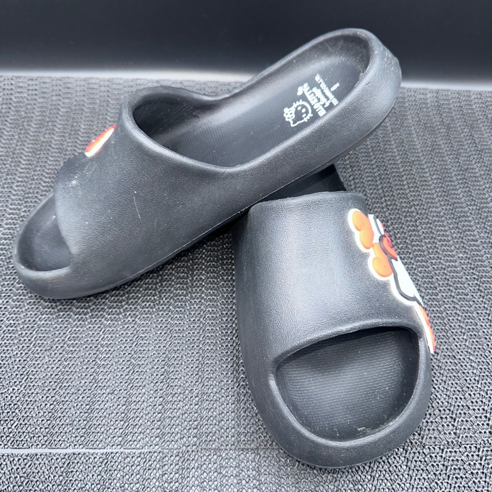 Sanrio Hello Kitty Black Slide Sandals Winking Hearts Girls Size 6 3613143 S25